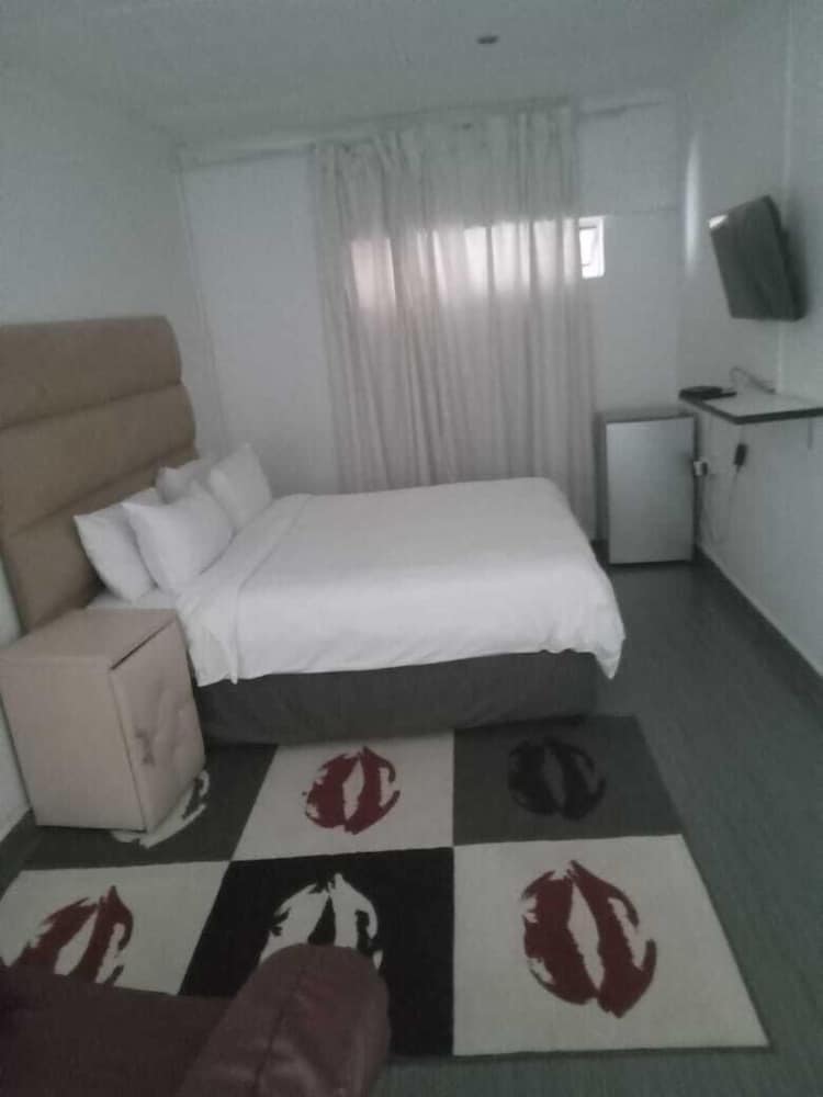 Simbasun Country Cottages