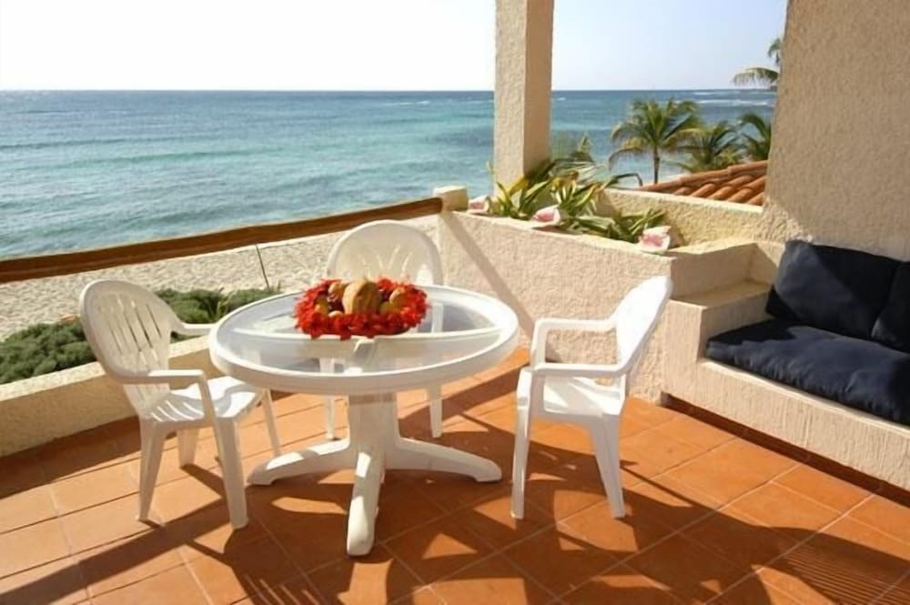 Cancun Vacations - Villas De Rosa Beach Resort - Property Image 4