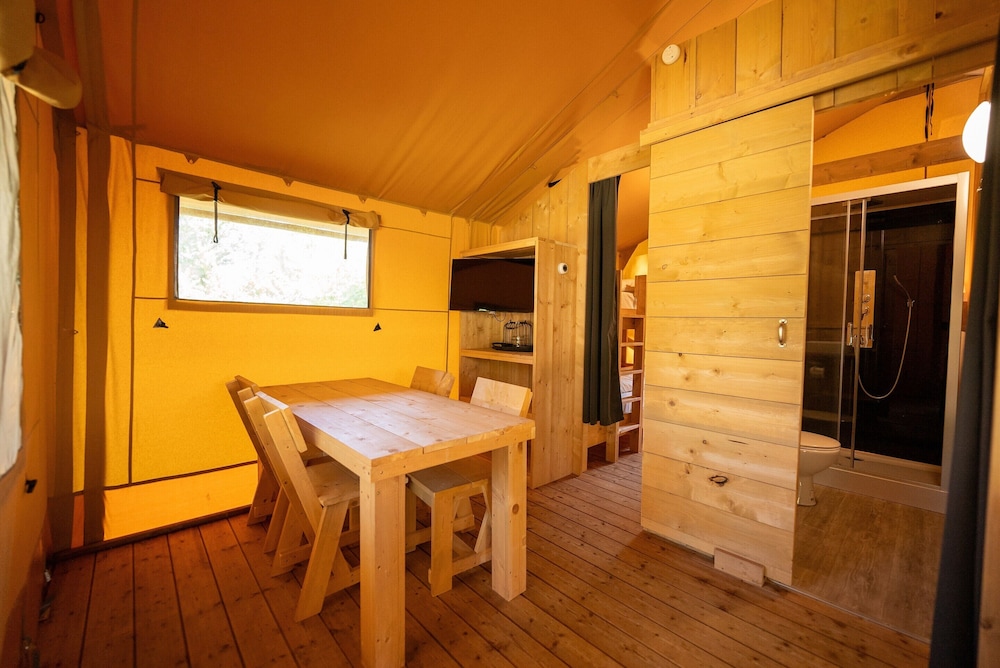 Comfortable Glamping Stay