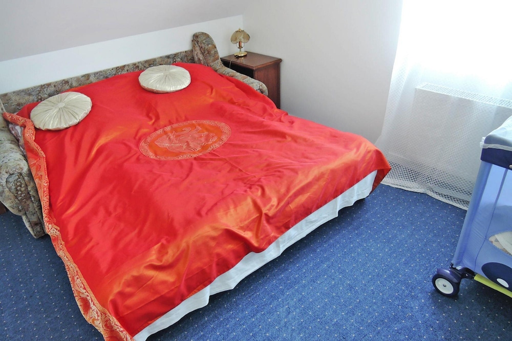 Holiday Home for 10 Person in Nowe Warpno view 3