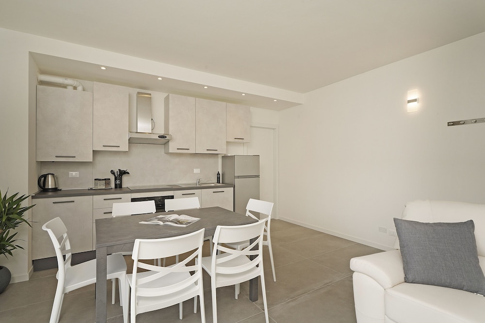 Sunshine Apartment by Wonderful Italy