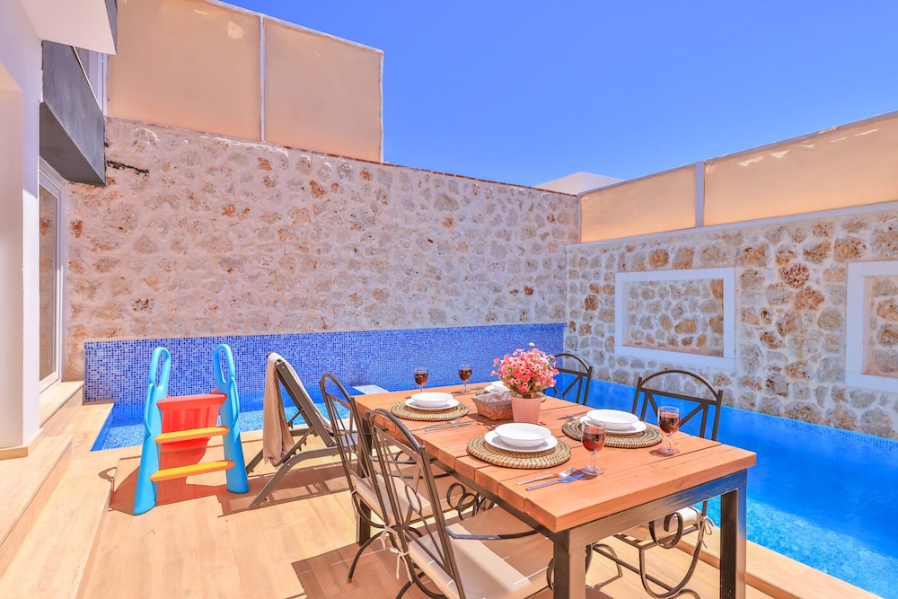Nergiz Villas