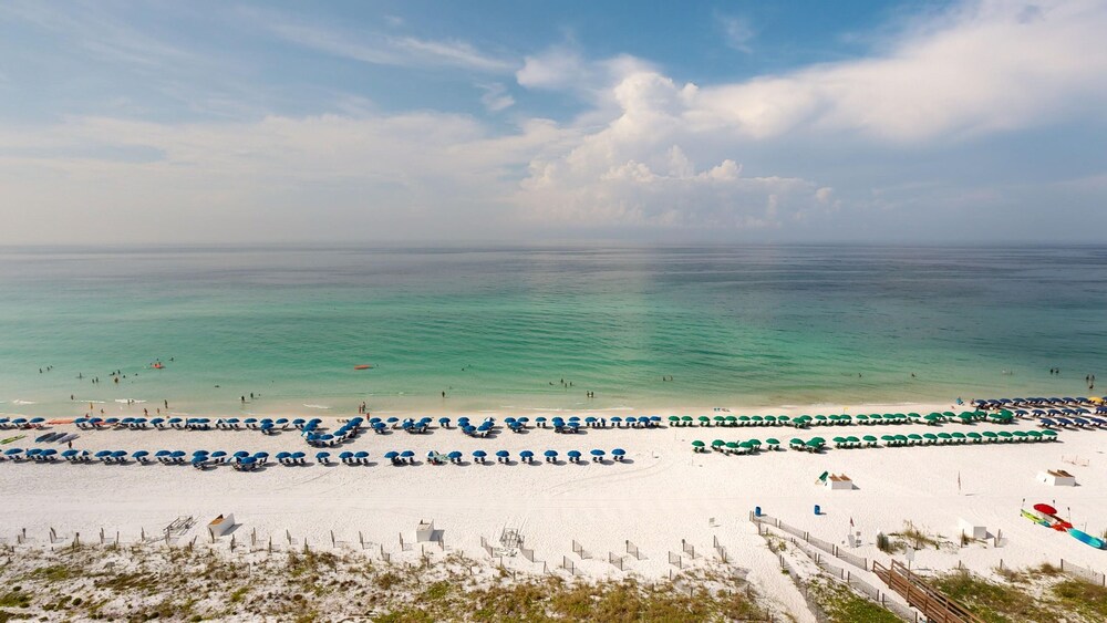 Silver Beach 1006w 4 Bedroom Condo