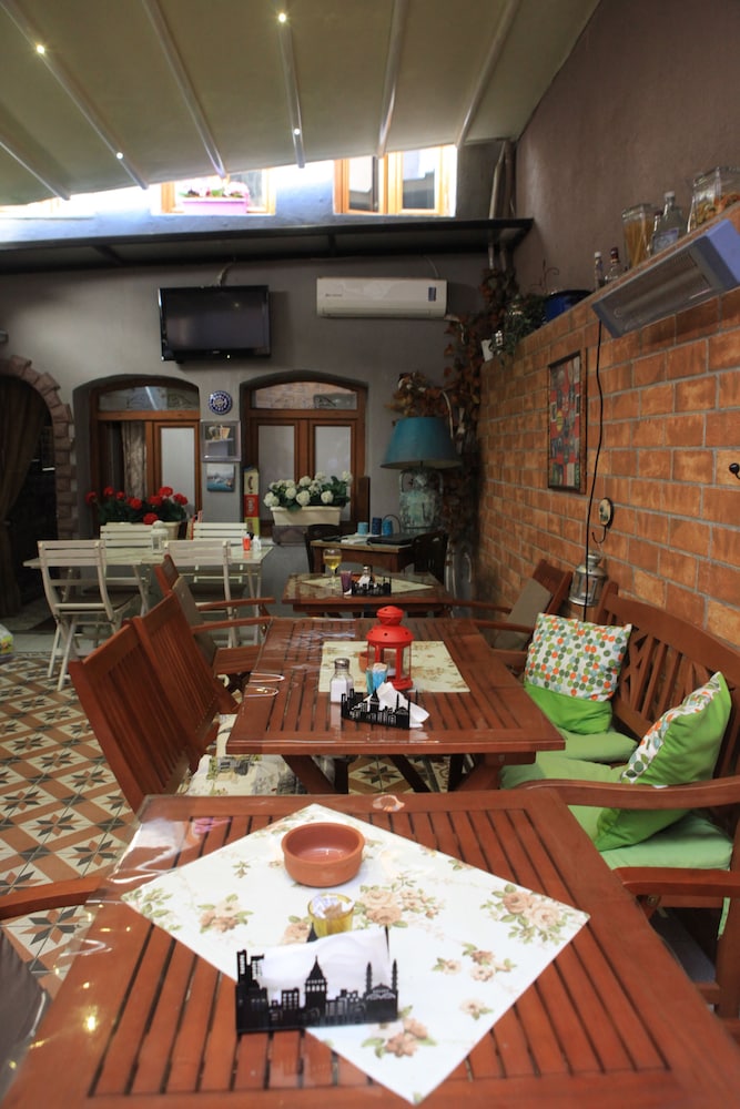 Tom Square Butik Otel - Image 18