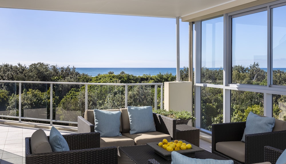 Luxury Apartments on Bells Boulevard