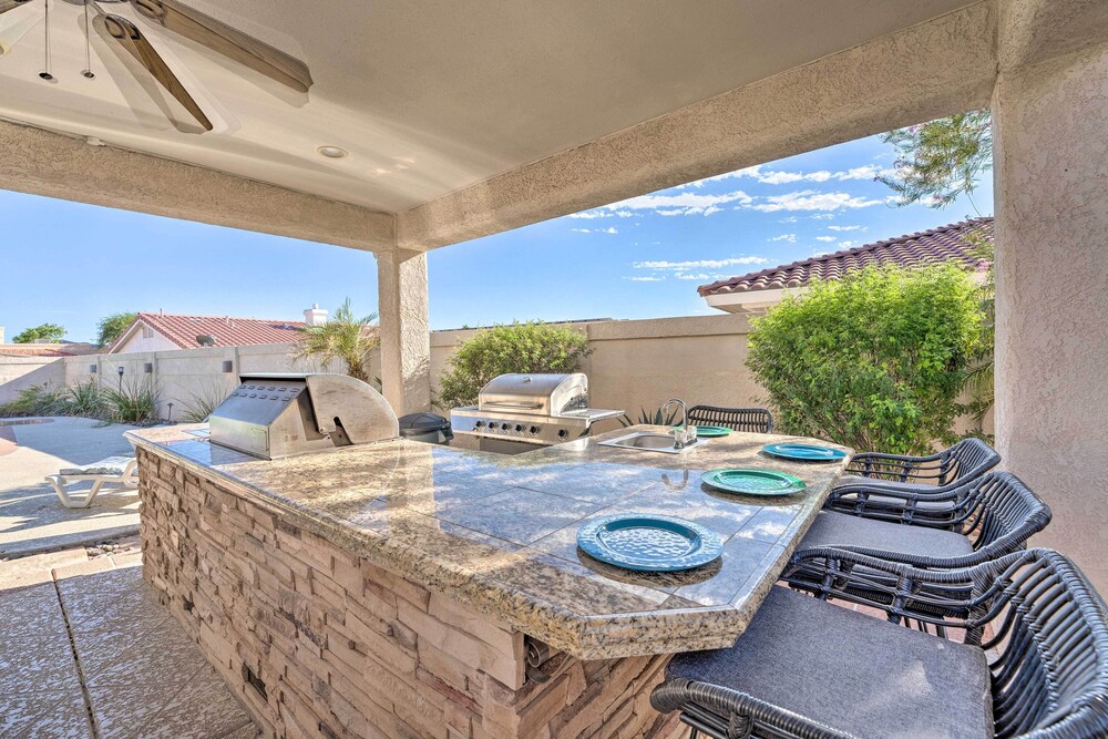 Pool & Game Room: Pet-friendly Lake Havasu Gem view 2