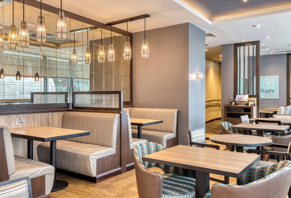 Premier Inn Dresden City Centre