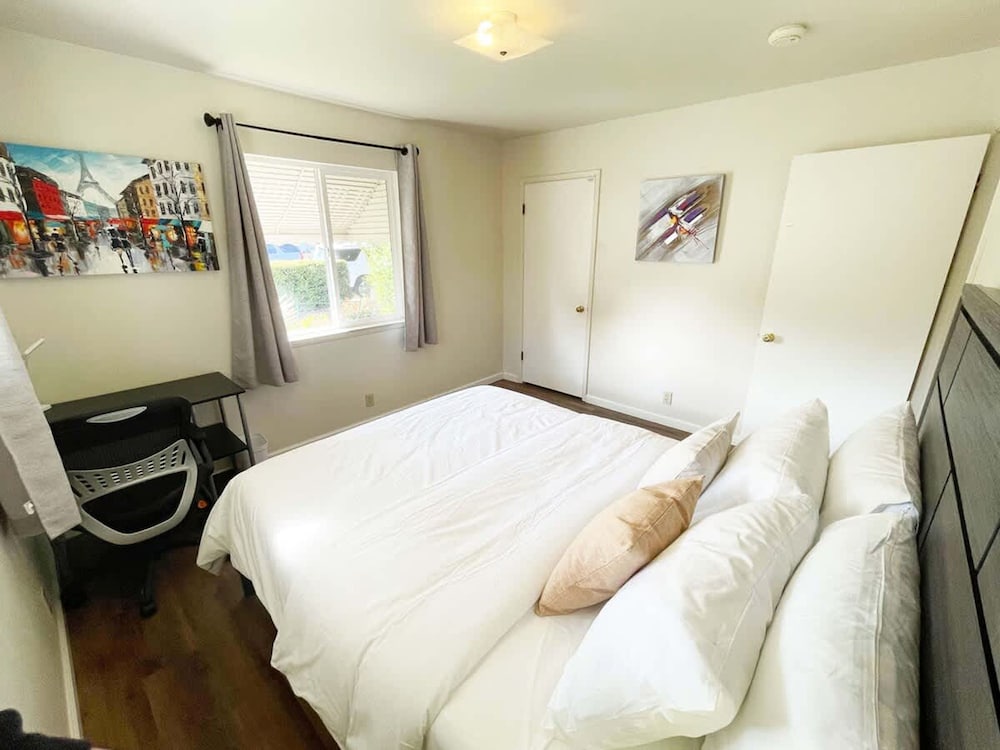 Campbell Cozy Bright 2B 1b AC Close to Downtown