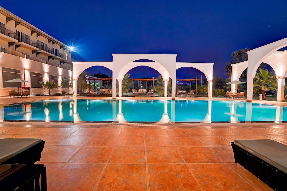 Sunday Resort Manesar