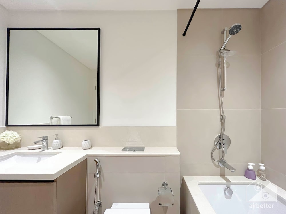 Luxurious 2B Apartment at Burj Crown Downtown