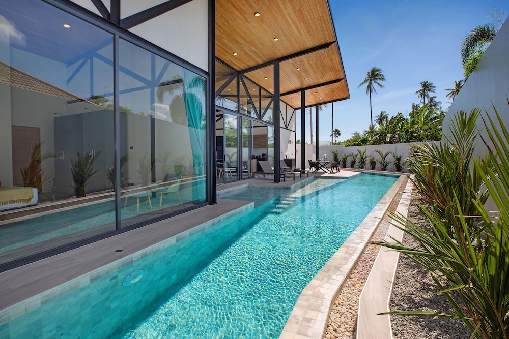 22m Oxygen Pool Villa Sunset Garden 9