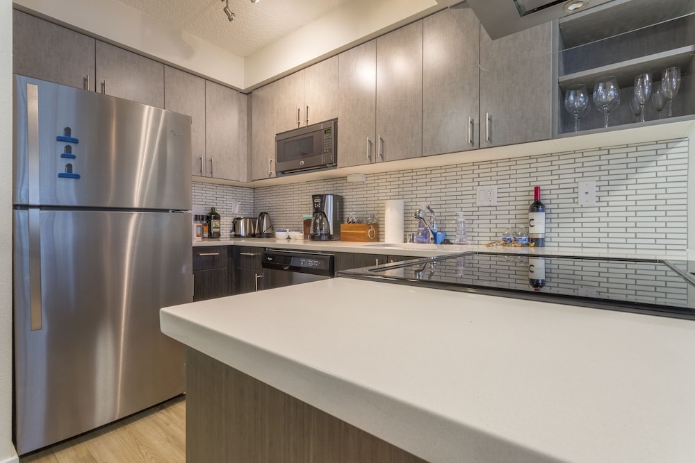 Domicile Suites at Cove
