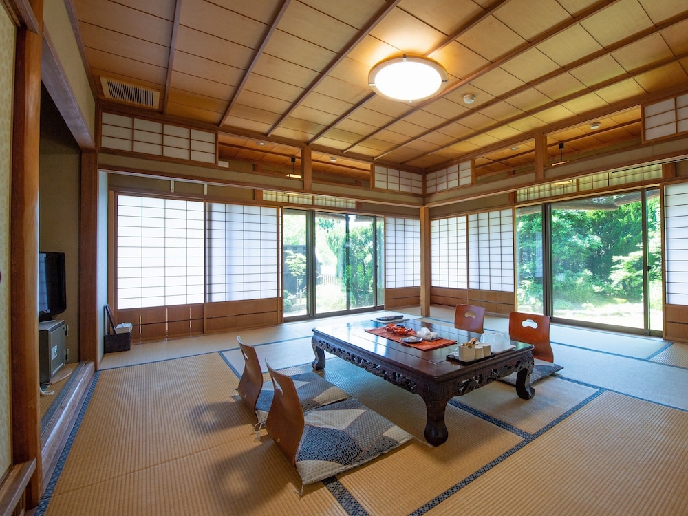 Yuhigaura Onsen Konoya view 2