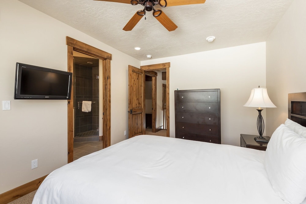 Park City Ski Resort UT - Snow Flower Vacation Condos