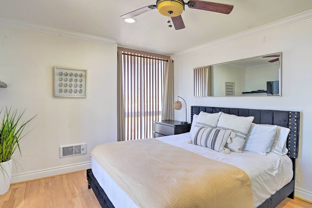 Beachfront Oceanside Condo w/ Amenity Access!