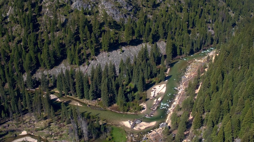 Sawtooth Lodge