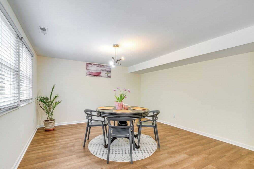 3 Mi to Dtwn Cary: Family Home w/ Deck!