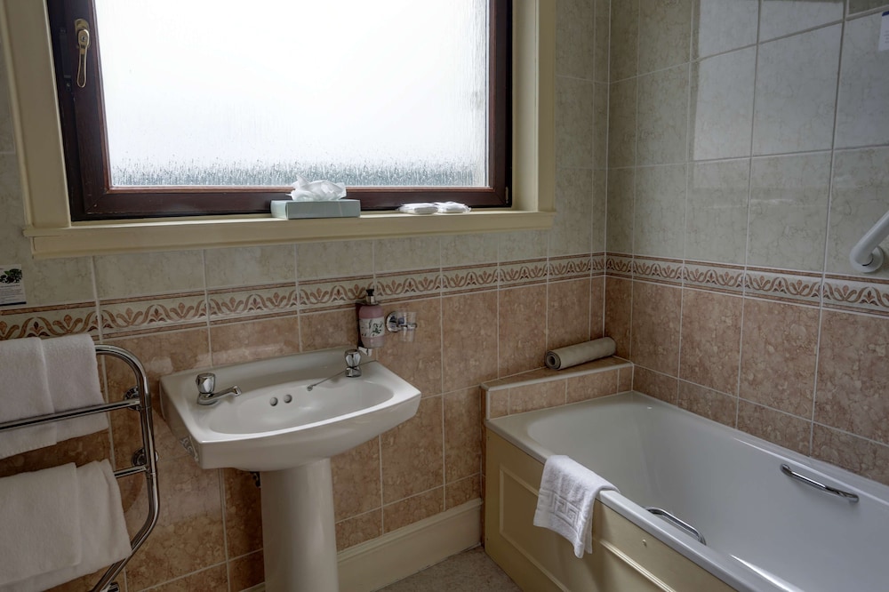 Perth Vacations - Best Western Queens Hotel - Property Image 2