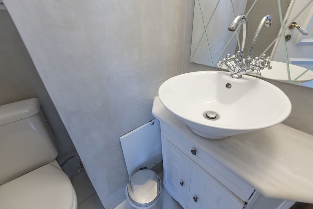 Massive 2-apartment Combo Unbeatable Acropolis Views Sleeps 9