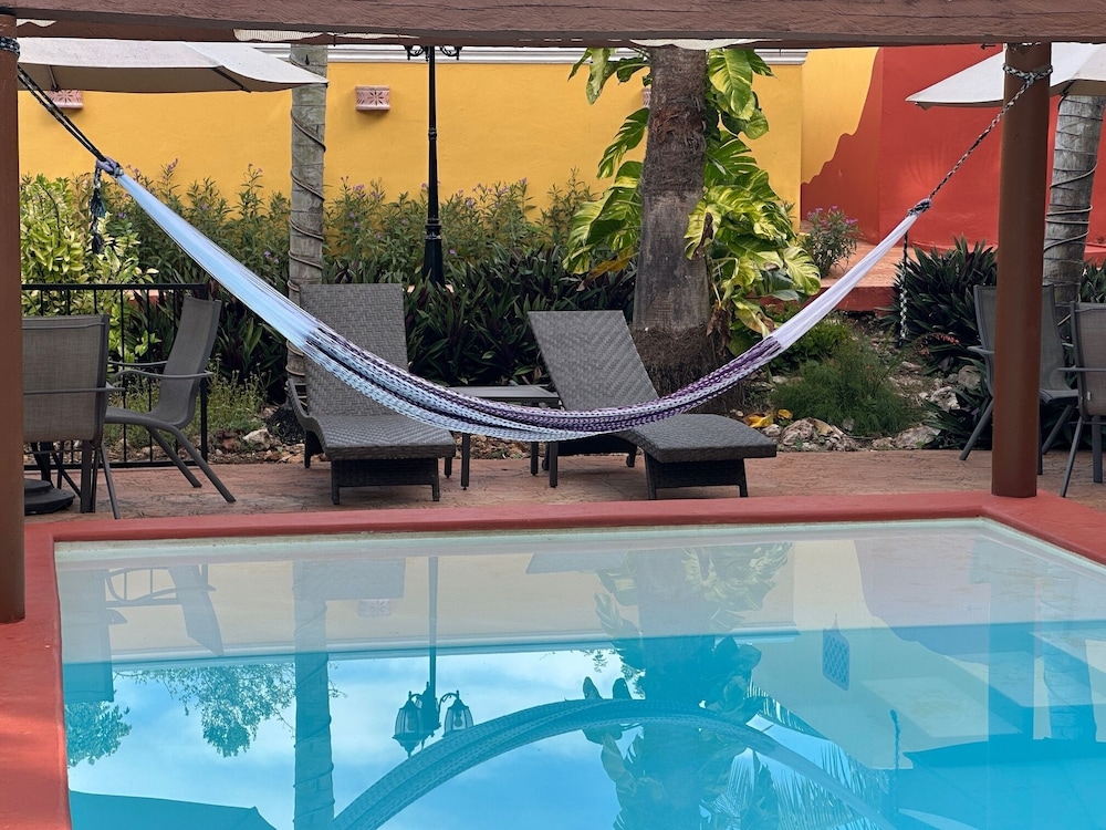The Pickled Onion B&B and Restaurant Uxmal