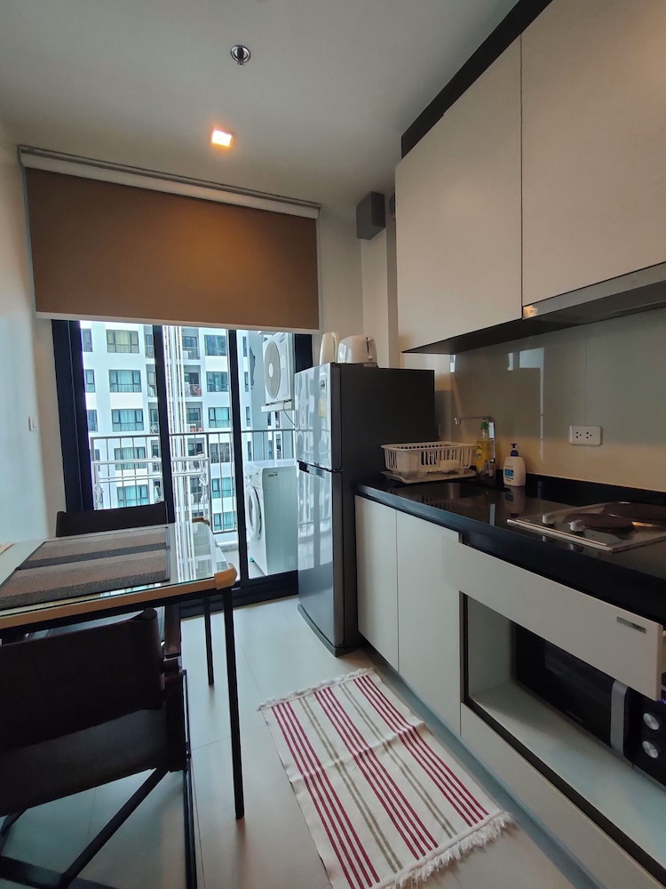 The Base Central Pattaya - 1 bdr Condo With Pool