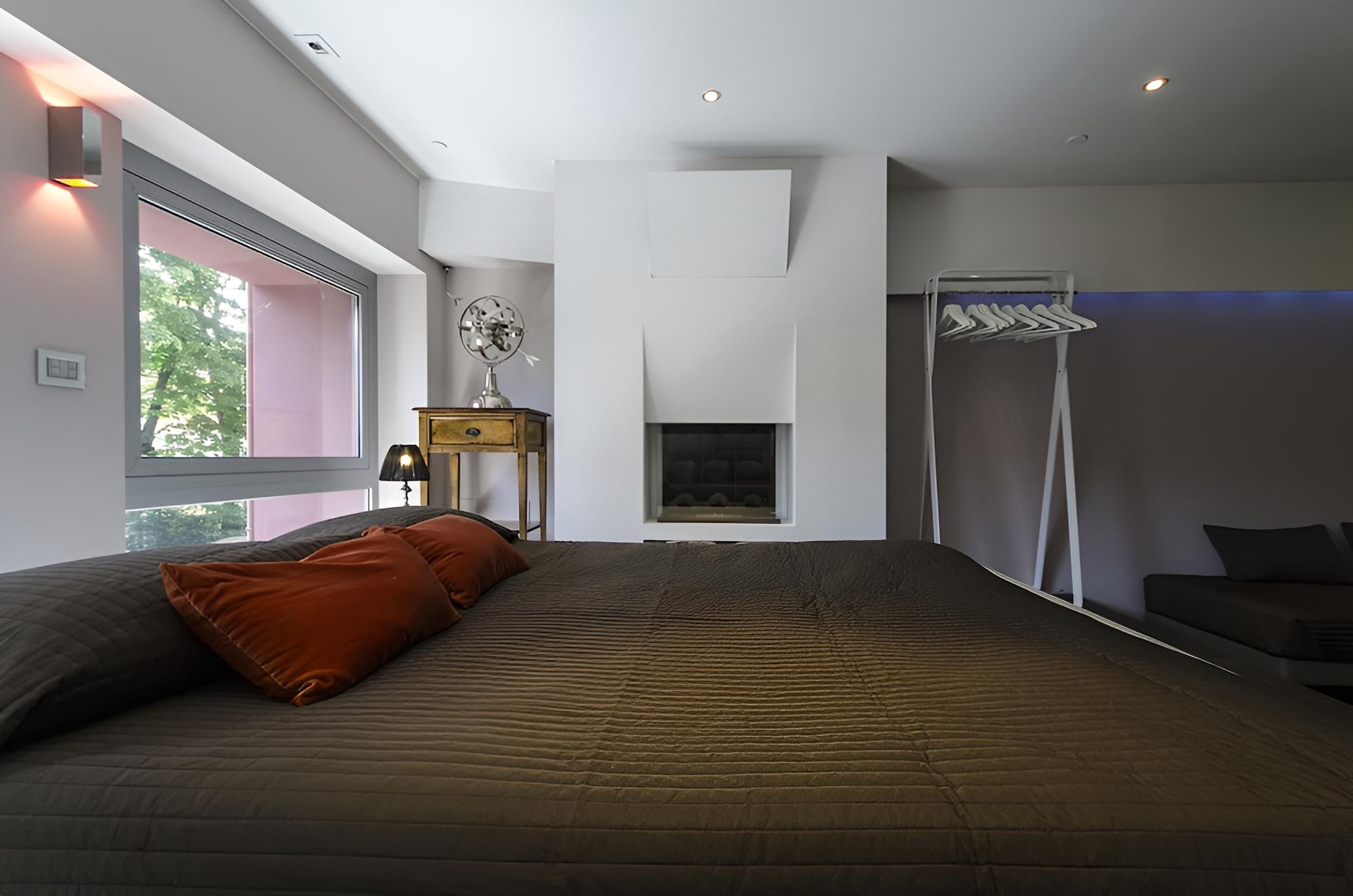 A14 Business Suites