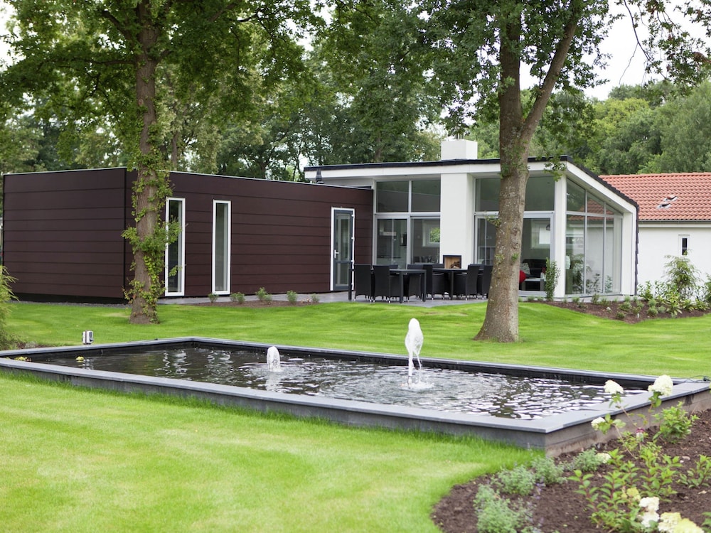 Light Bungalow With Dishwasher, Near Maastricht view 5