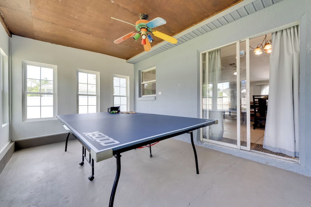 Fenced Yard & Game Room: Family Home in Kissimmee!