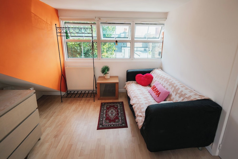 Fabian Road Cozy House - Central London