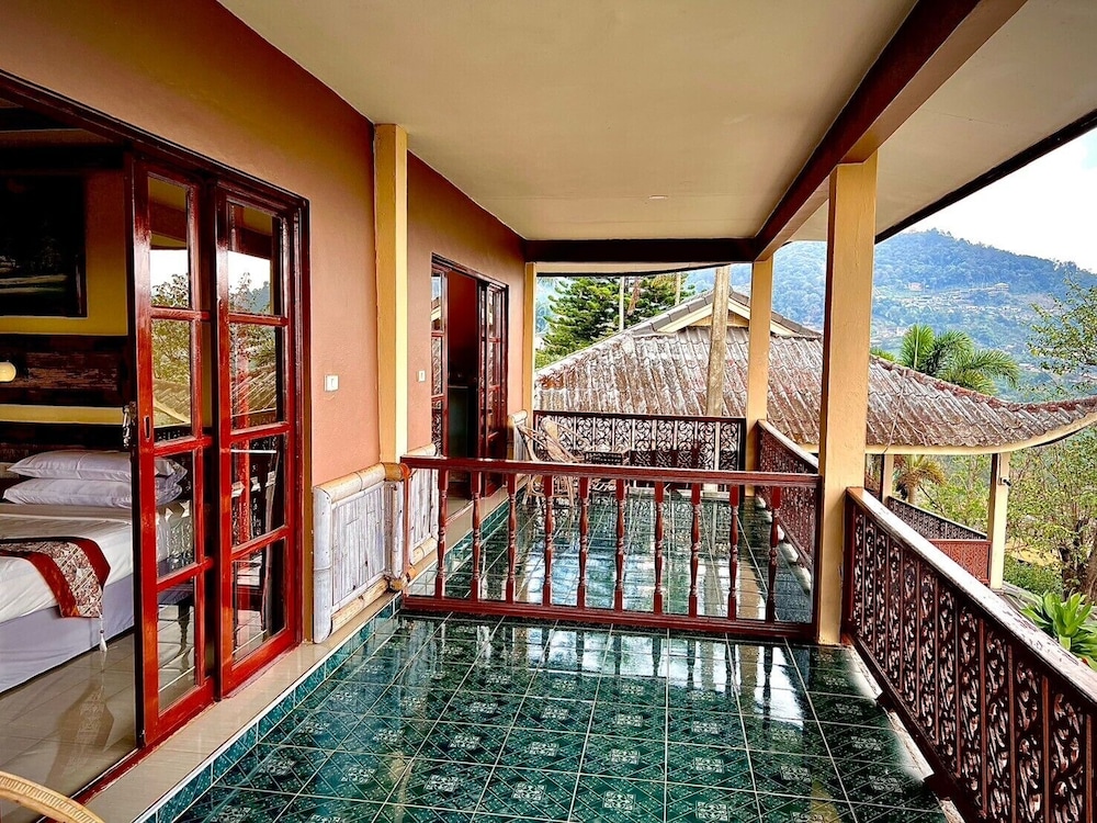 Maesalong Villa