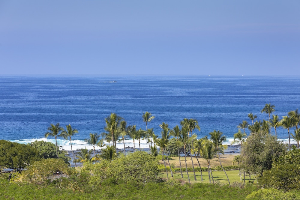 Na Hale O Keauhou G4 3 Bedroom Condo
