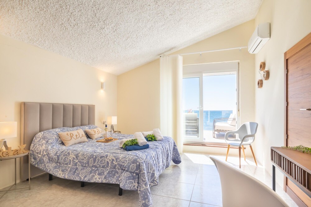 Bahia Dorada Complete Villa