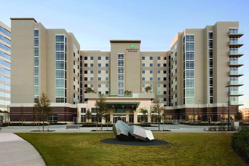 Embassy Suites by Hilton The Woodlands at Hughes Landing - Property Image 16