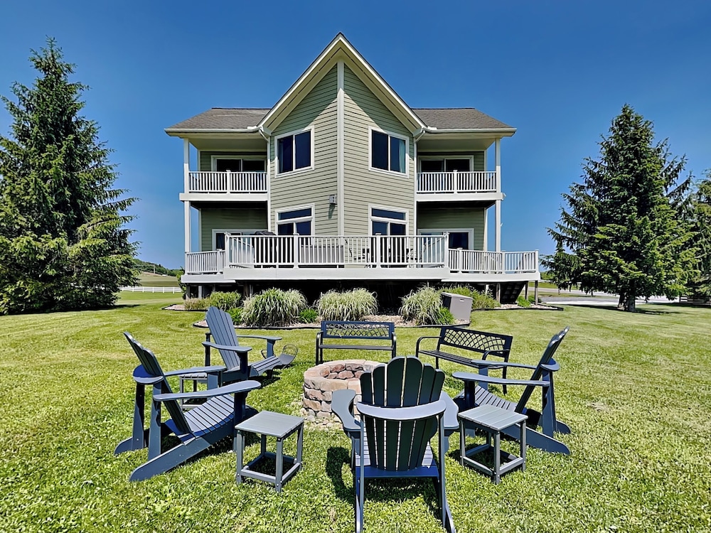 Dacha Verde by Taylor Made Deep Creek