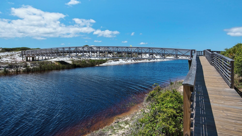 Watersound Beach Retreat Pool & Gulf Views + Free Attraction Tickets!