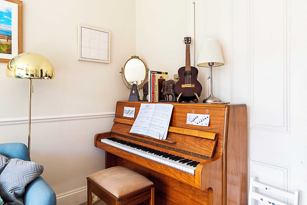Charming London Retreat