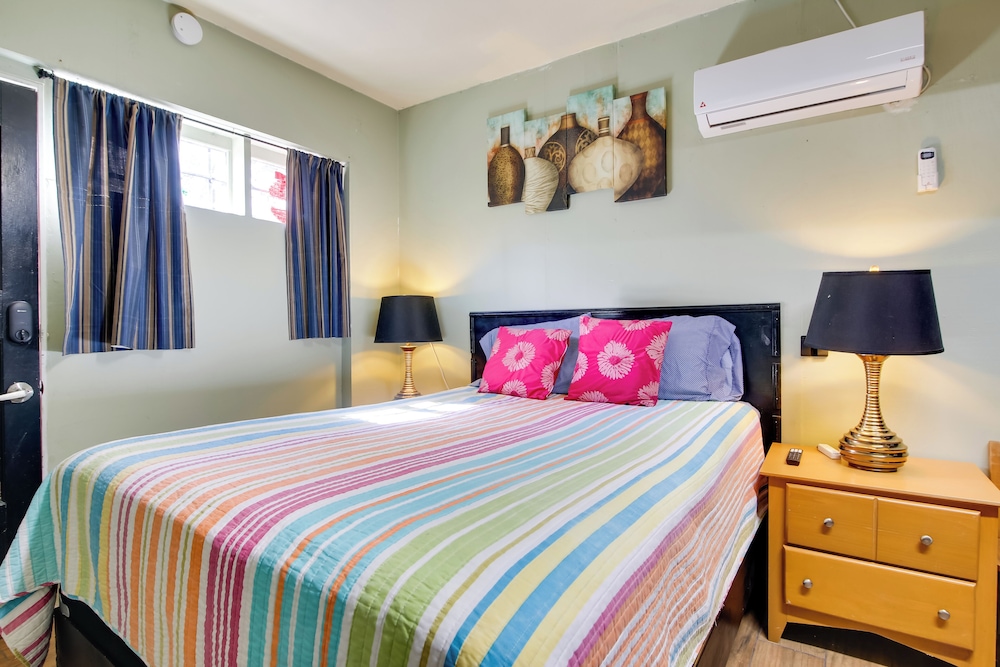 Remote Workers Welcome: Studio in Santa Rosa!