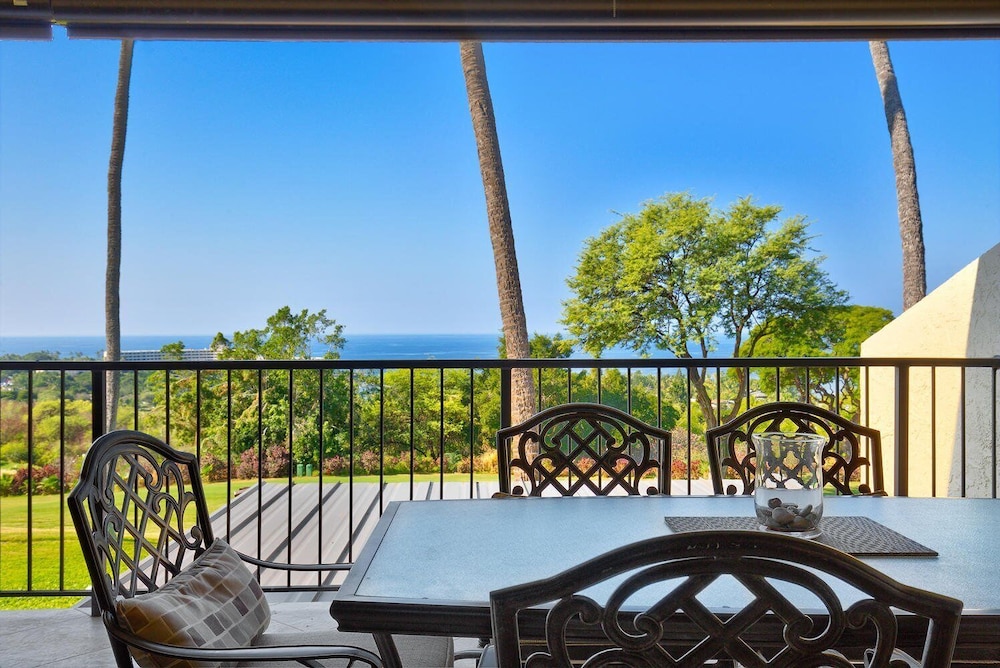 Great Ocean and Golf Course Views - No Stairs- Vrkcv