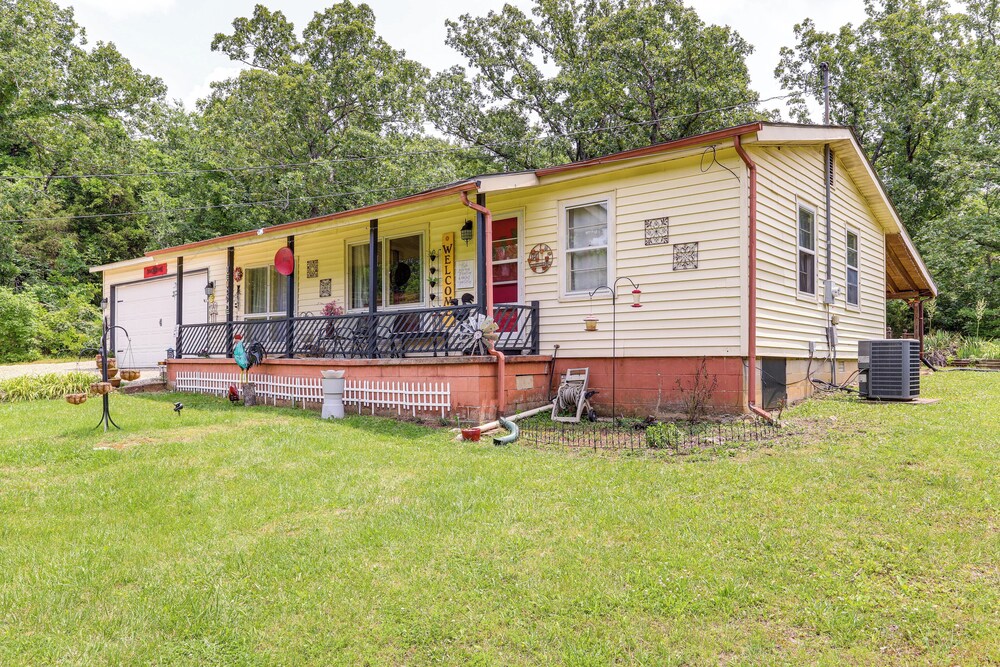 < 1/2 Mi to Lake: Secluded Gem in Cherokee Village