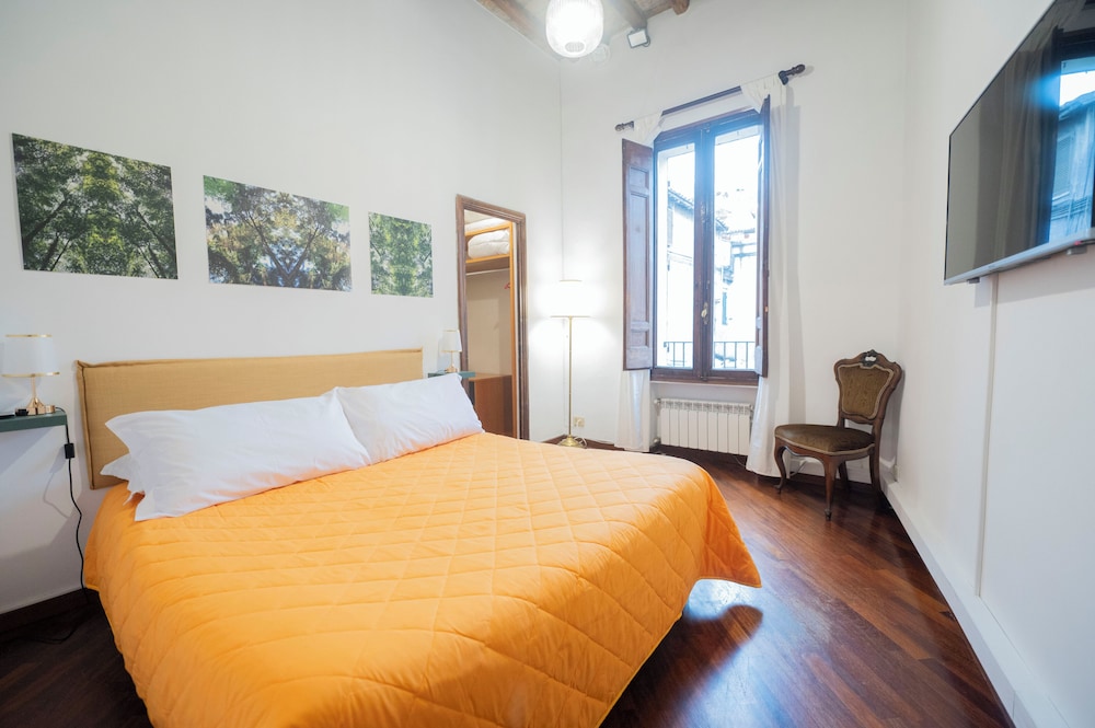 Pantheon Apartments