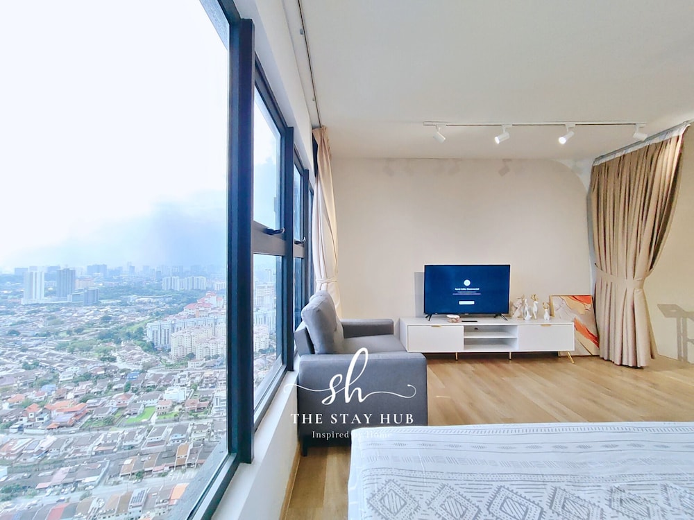 Arte Cheras Luxury Suites