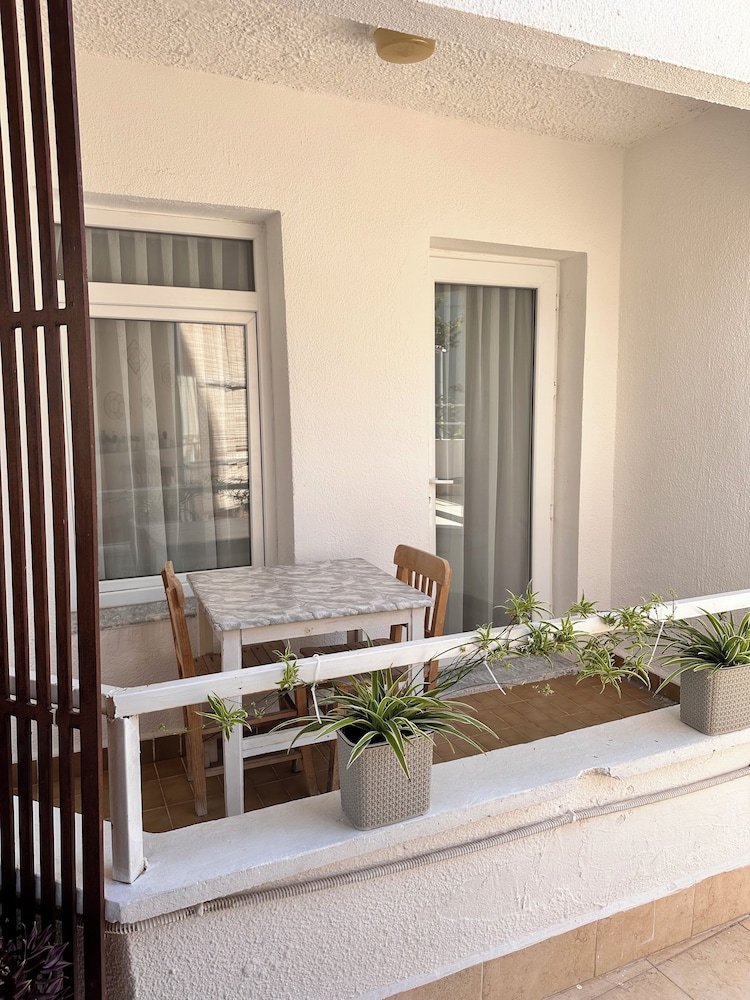 Mimosa Pension