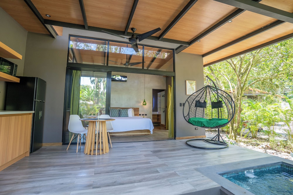 Sombra Bungalow