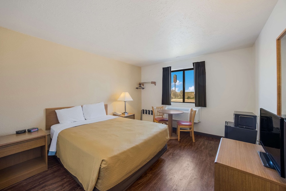 Studio 6 Limon, CO – I-70