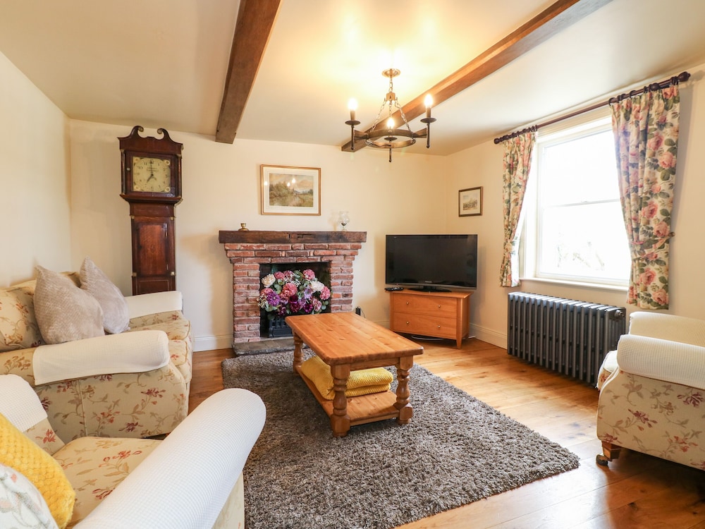 Mill Farm - The Farmhouse