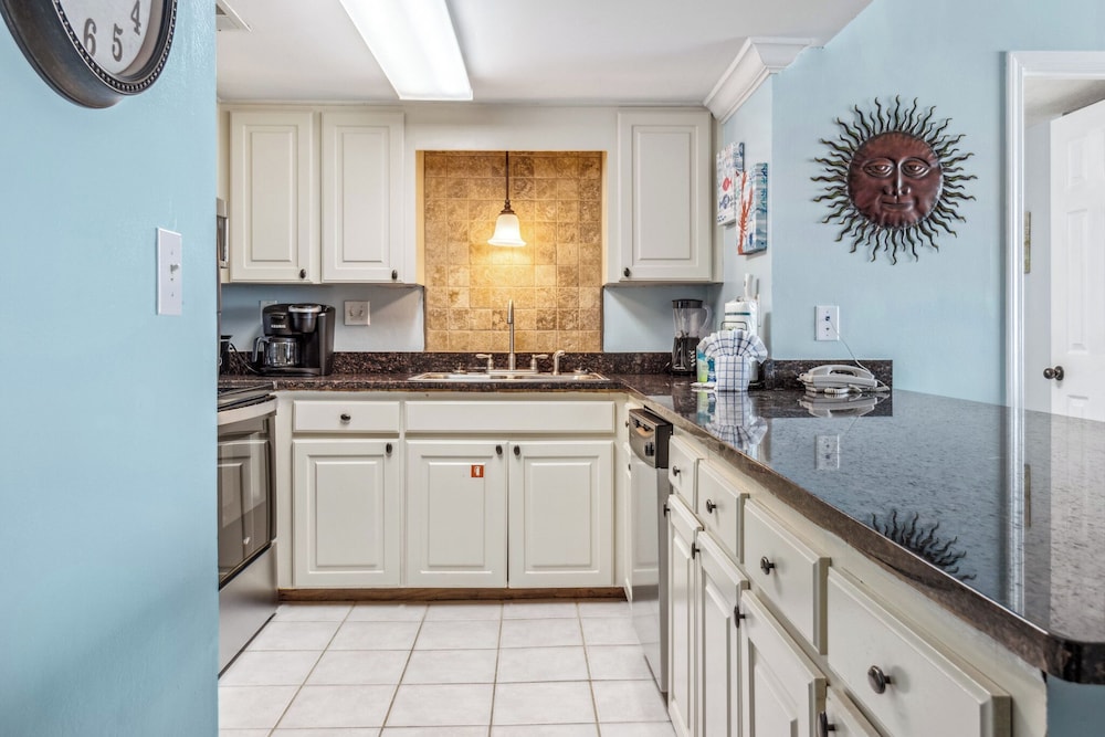 Island Sunrise by Southern Vacation Rentals