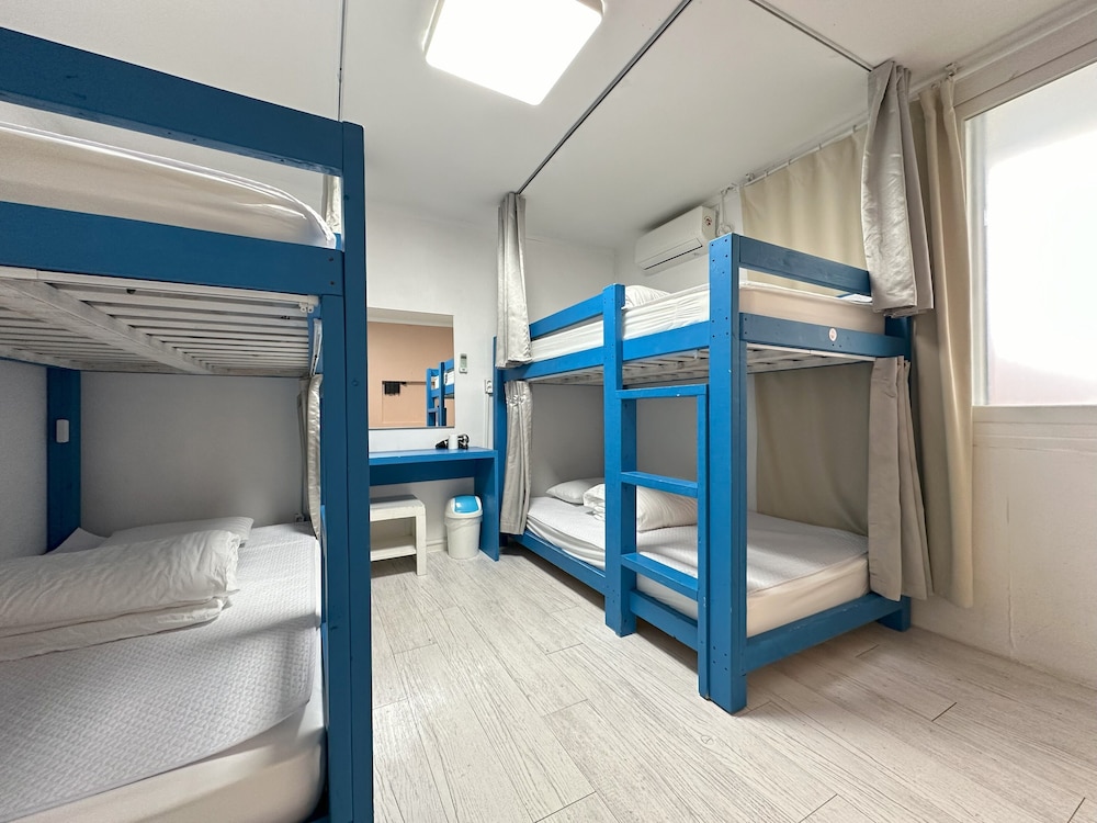 Slow Citi Guesthouse - Hostel