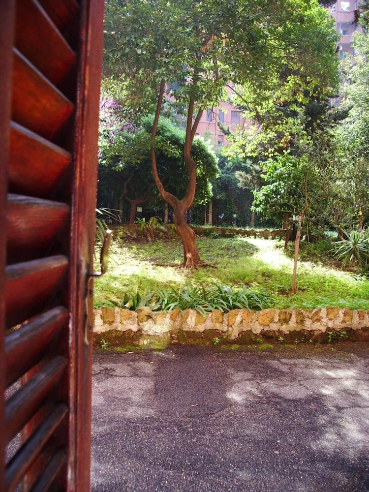 Holiday Home Roma Night and Day