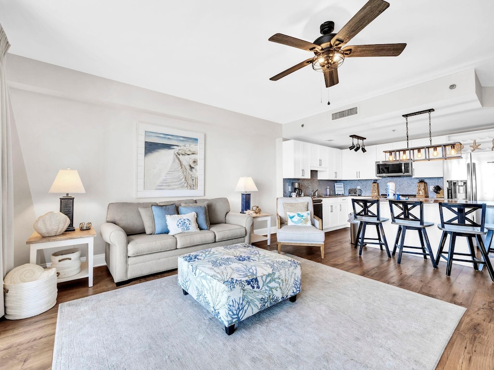 Laketown Wharf 1213