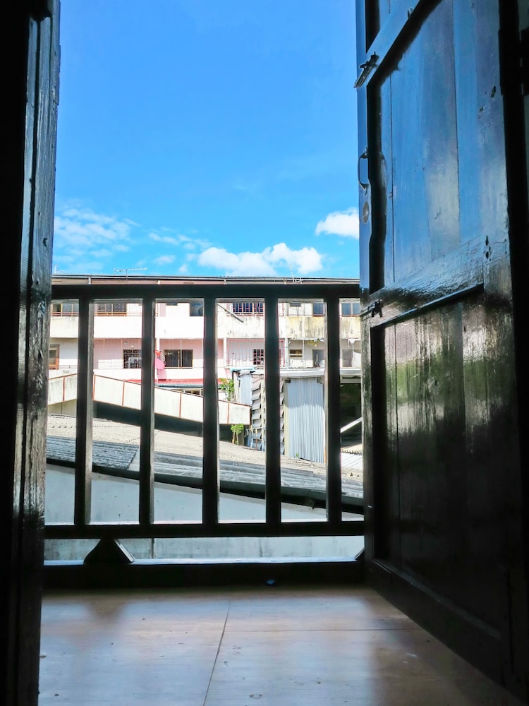 Huan Kawin Est.58 Lanna Home & Collection - Campus Accommodation